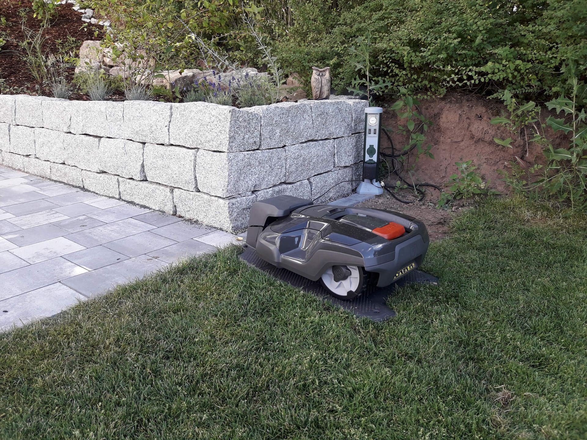 Mähroboter für Garten